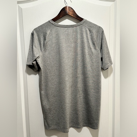 Lands' End Boys Short Sleeve Active Gym T-Shirt - Size: XL/TG US (18-20) - Picture 2 of 10